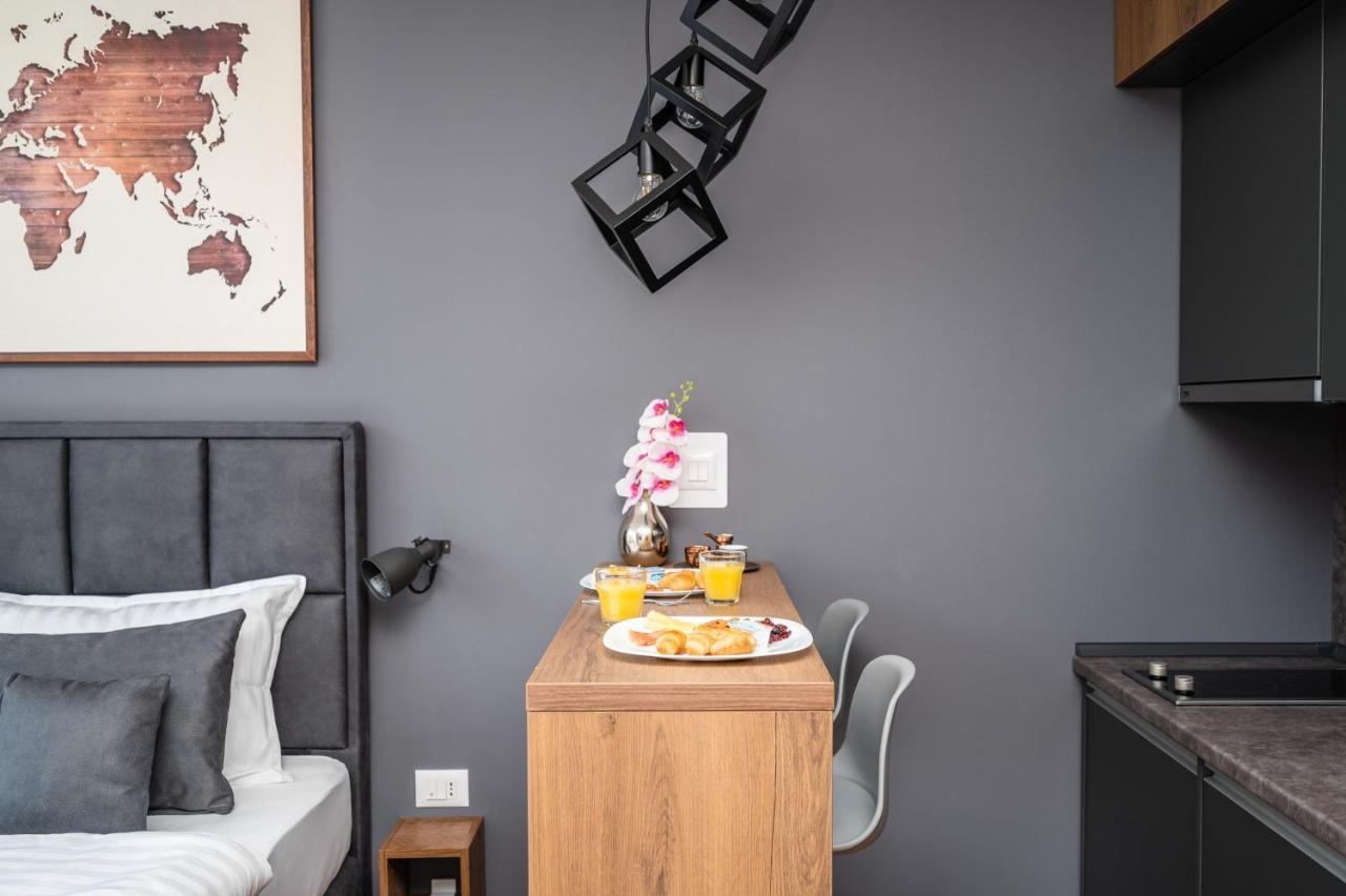 Modern And Bright Apartments - Main Street ซาราเยโว ภายนอก รูปภาพ