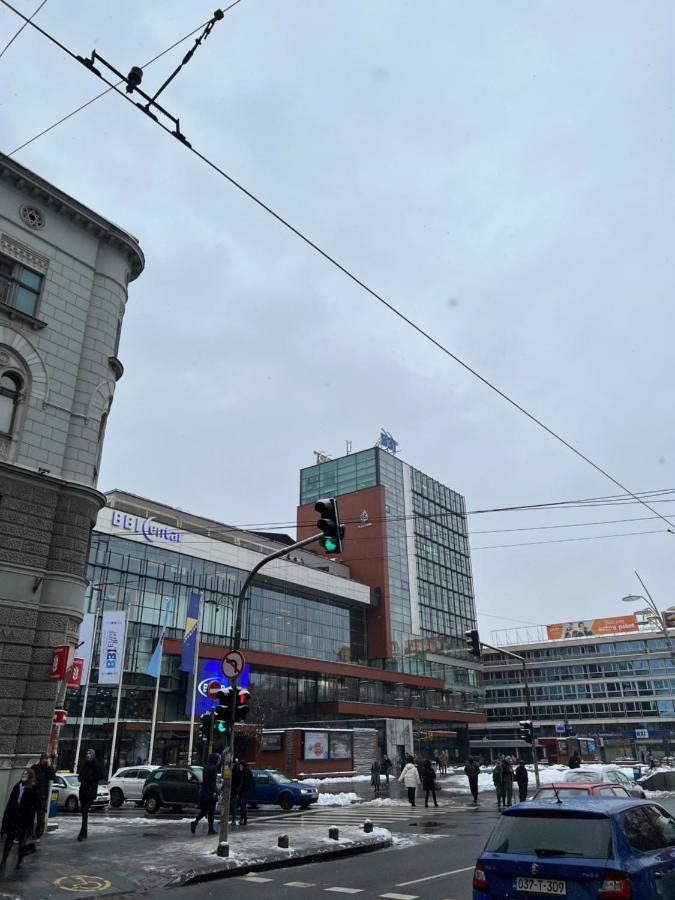 Modern And Bright Apartments - Main Street ซาราเยโว ภายนอก รูปภาพ